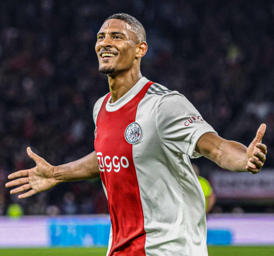 支球队的实 支球队的实